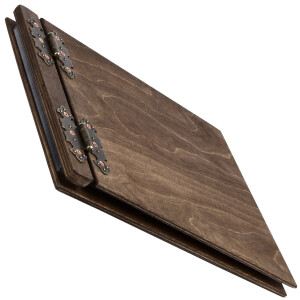 Holzalbum mit 25 schwarz, geprägte Kartonseiten,...